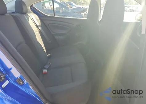 2015 Nissan Versa S z USA, uszkodzony, nr VIN 3N1CN7AP9FL936734